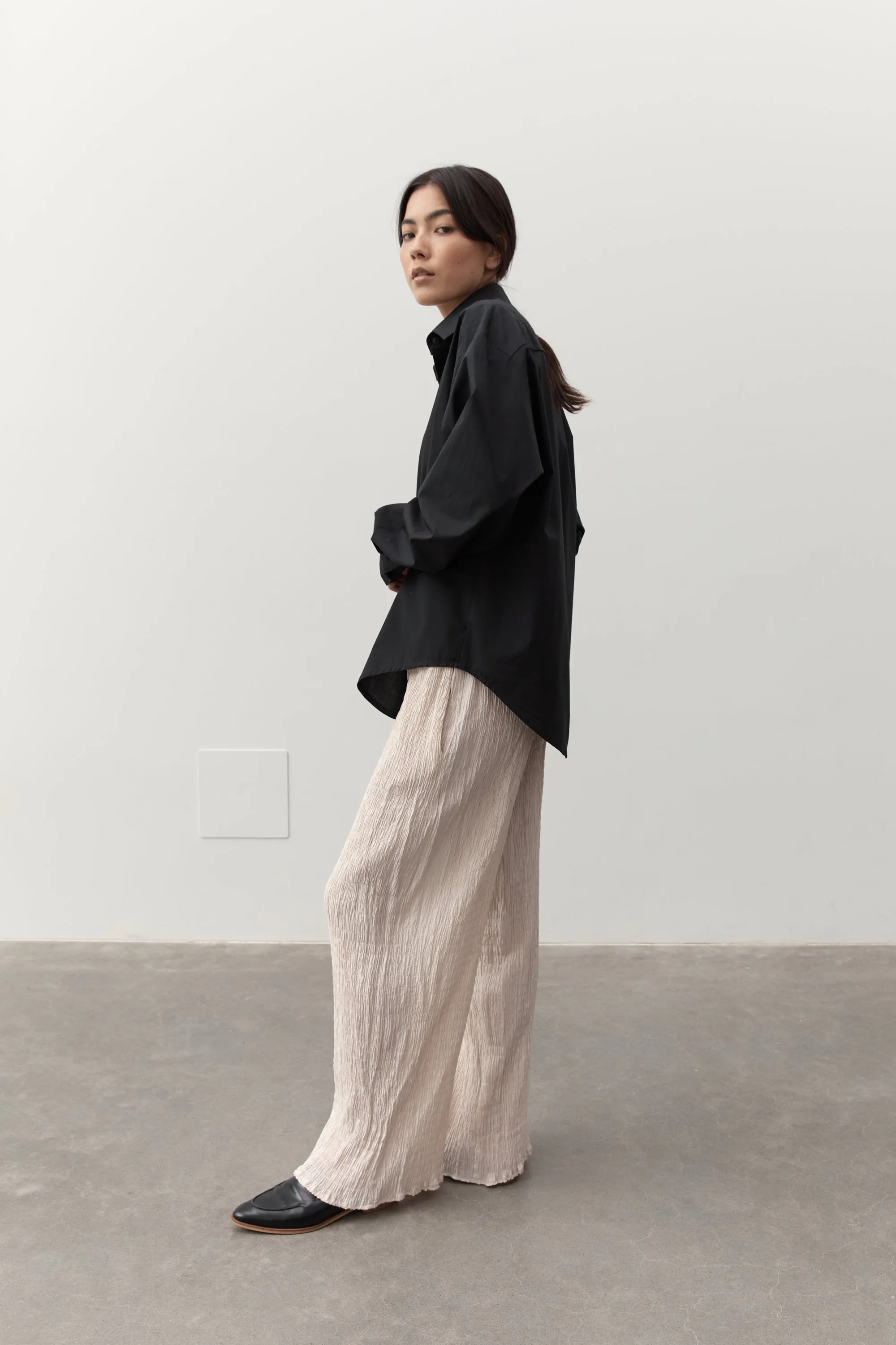 CLASSIC SHIRT - BLACK