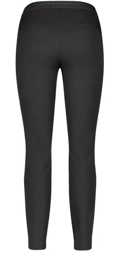 GERRY WEBER<BR>
Versatile 7/8 Slim Fit Trousers<BR>
Black/Navy<BR>