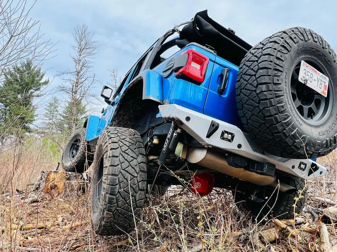 JL Aluminum Rear Bumper - Featherweight Series