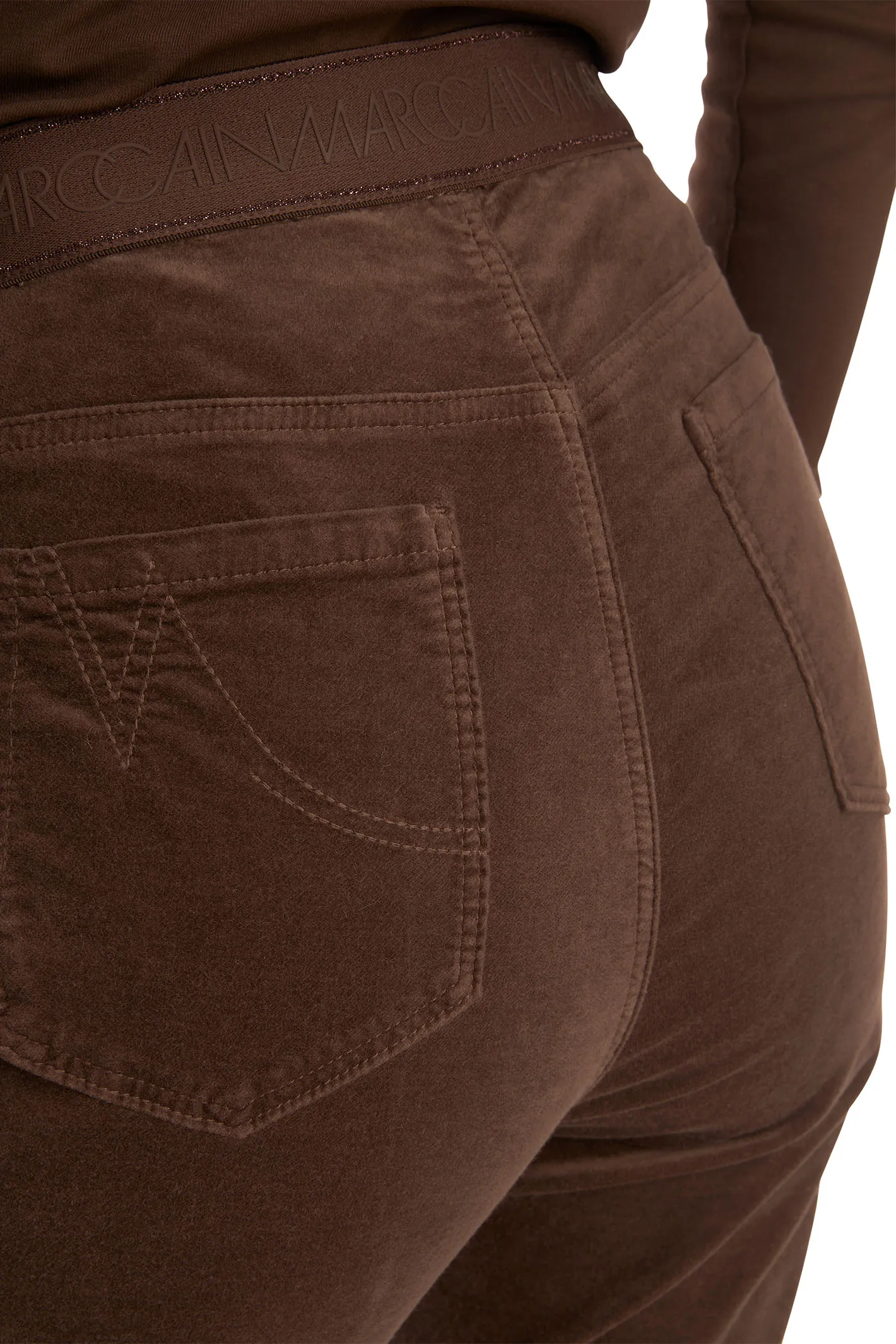 Marc Cain Collection Trousers Pull-On Velvet Deep Wood Brown XC 81.31 W48 691